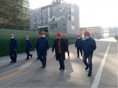 德赢VWIN医药董事长邱家军视察领导山东德赢VWIN药业项目建设