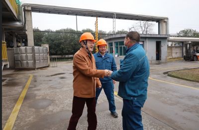 鼓劲头、送祝福 向坚守在岗位的德赢VWIN奋斗者致敬